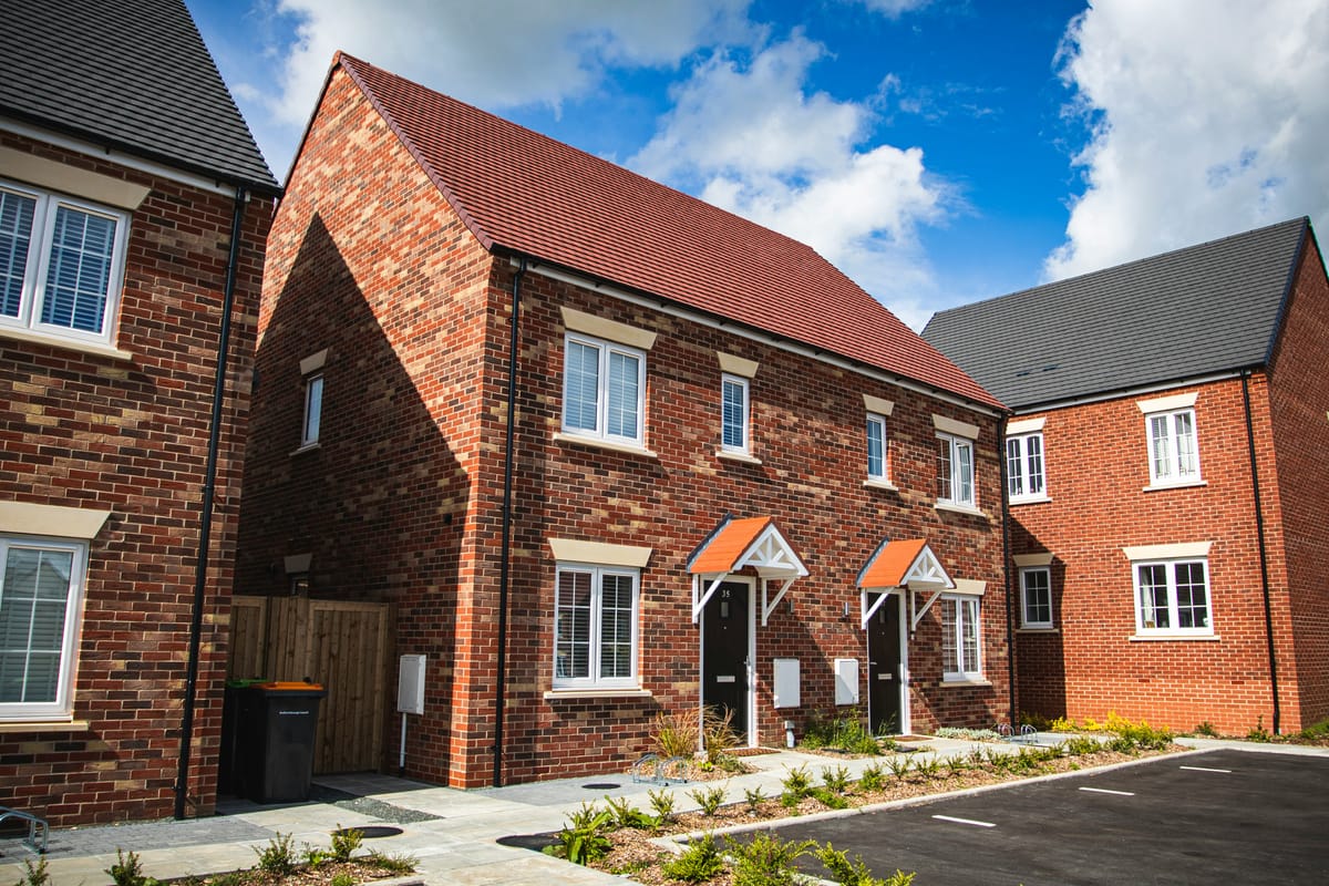 UK House Prices and Rents Surge Amid Supply Pressures and Inflation: March 2025 Snapshot